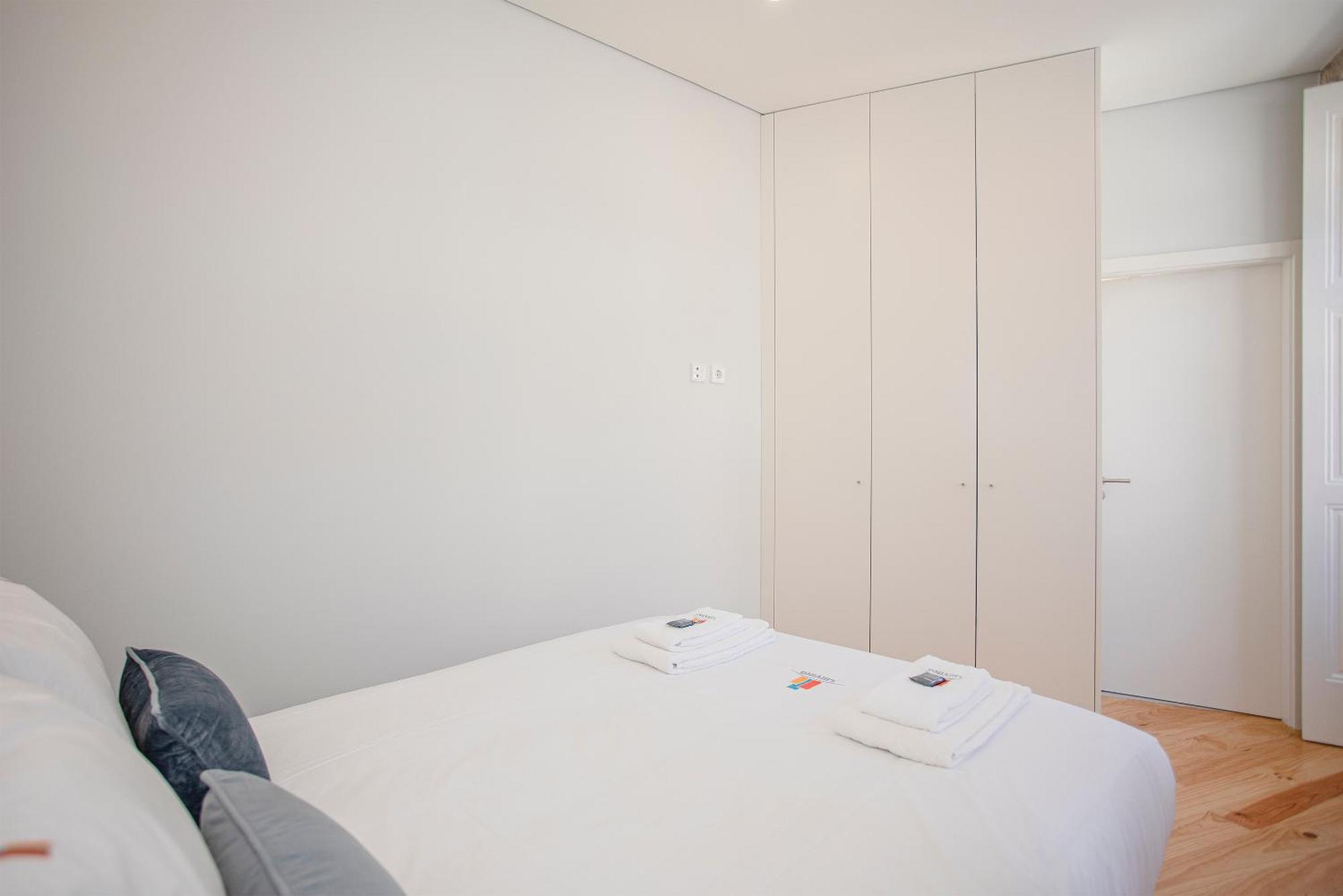 Liiiving In Porto - Aliados Stone Apartment 外观 照片